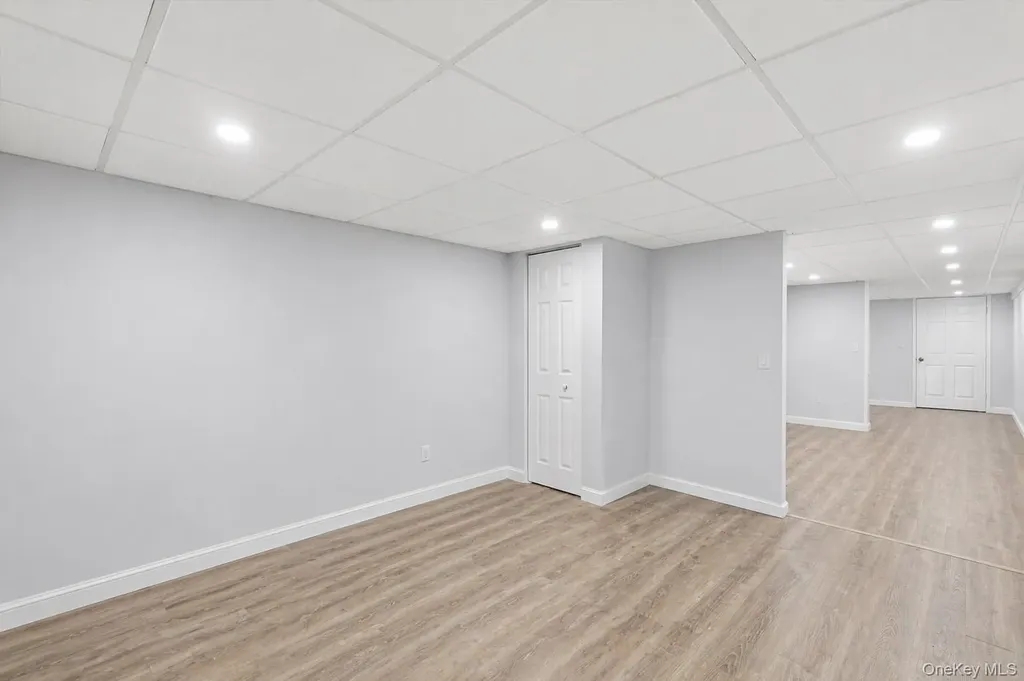 61 Griffin Drive Mount Sinai NY 11766