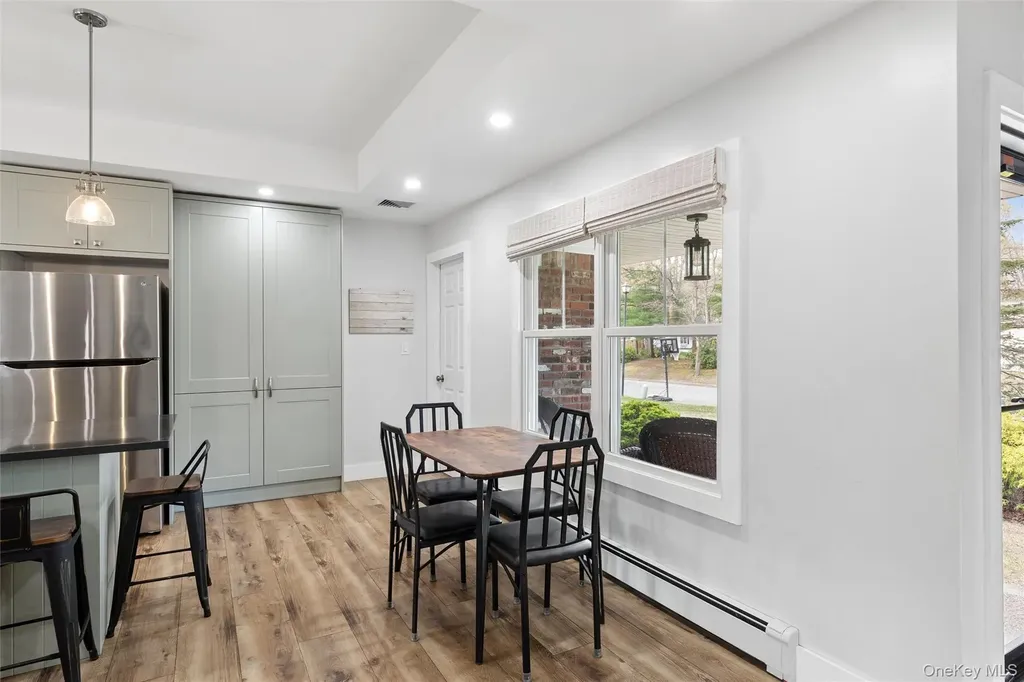 61 Griffin Drive Mount Sinai NY 11766