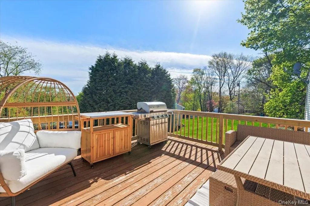 28 Prince Road Mahopac NY 10541
