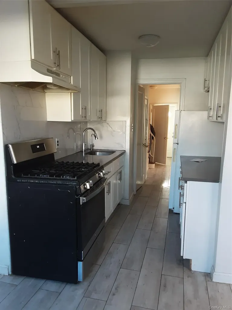 76-25 167th Street Fresh Meadows NY 11366