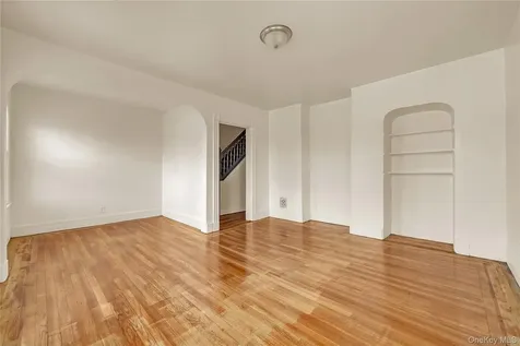 419 S 4th Avenue Mount Vernon NY 10550