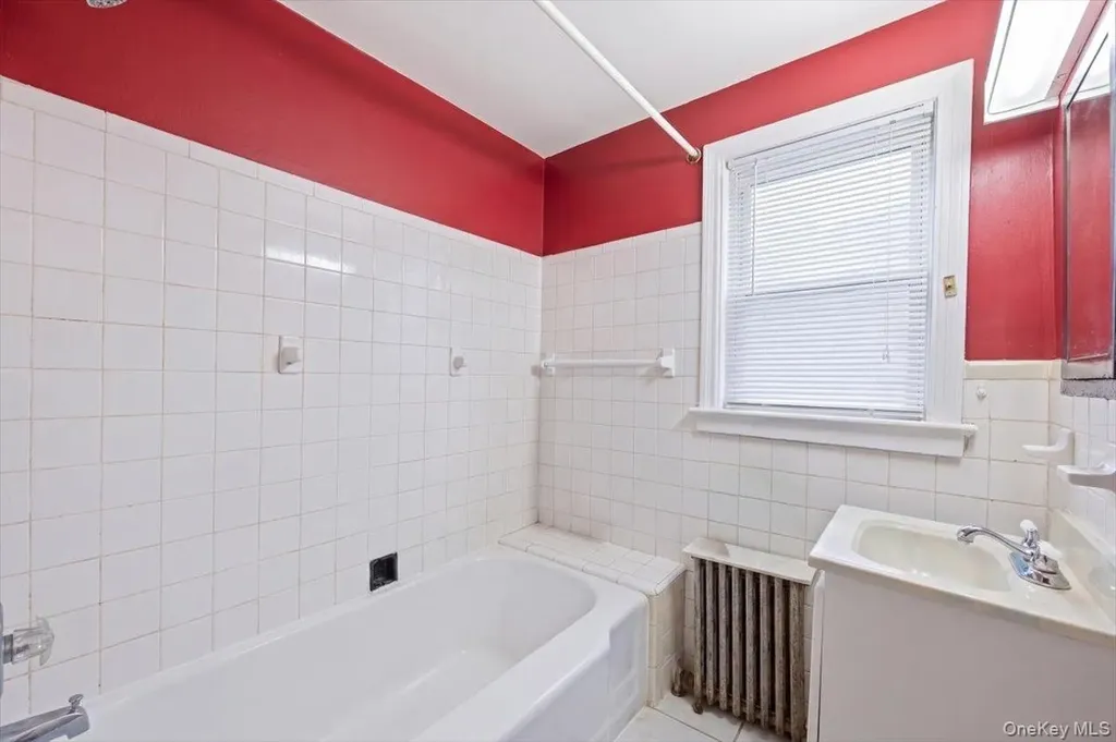 8 Geyser Place White Plains NY 10607
