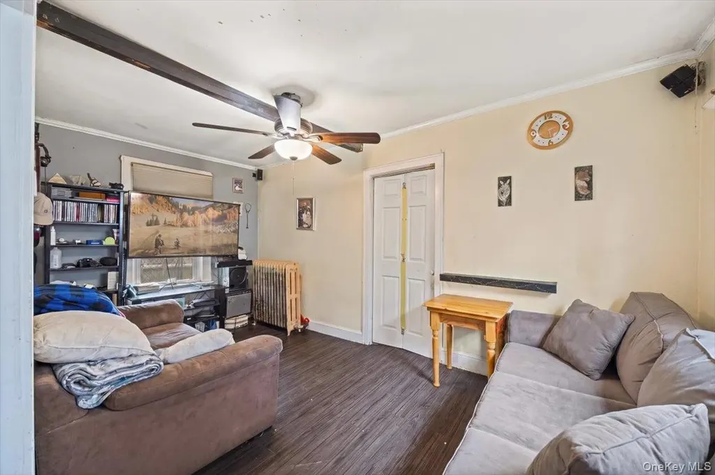 8 Geyser Place White Plains NY 10607