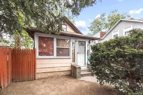 8 Geyser Place White Plains NY 10607