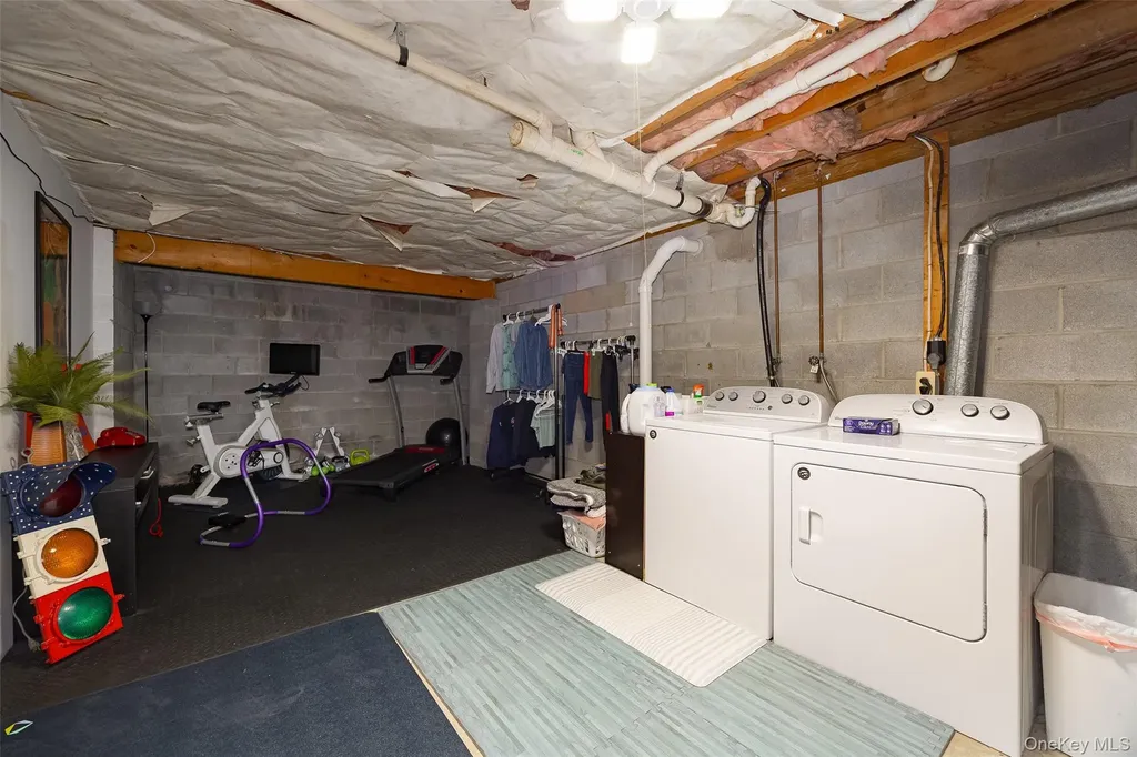 178 Overlook Lagrangeville NY 12603