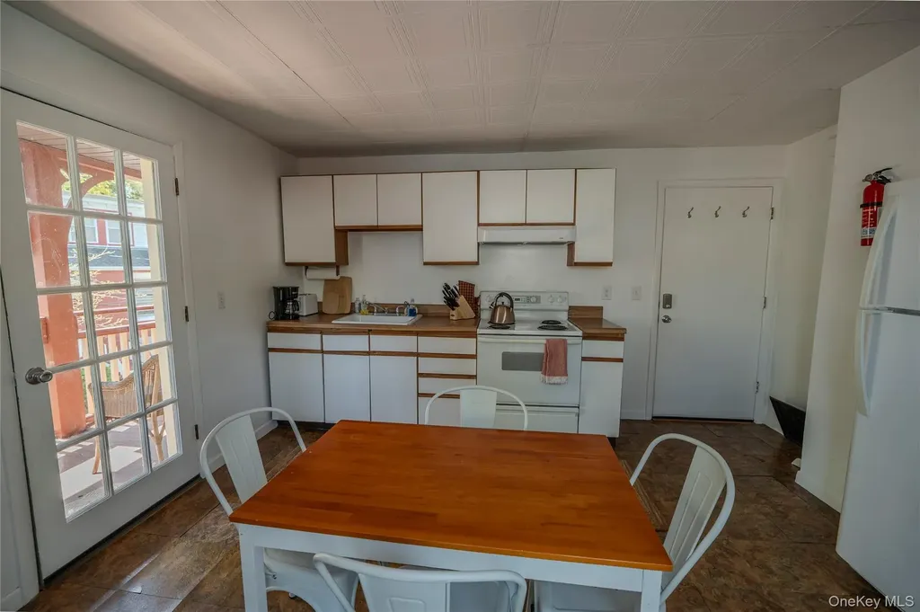 24 Rock Street Cold Spring NY 10516