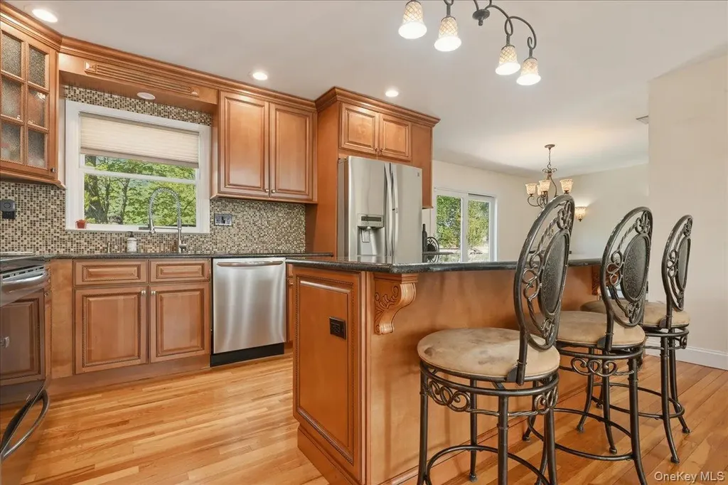 3 Layne Way Northport NY 11768