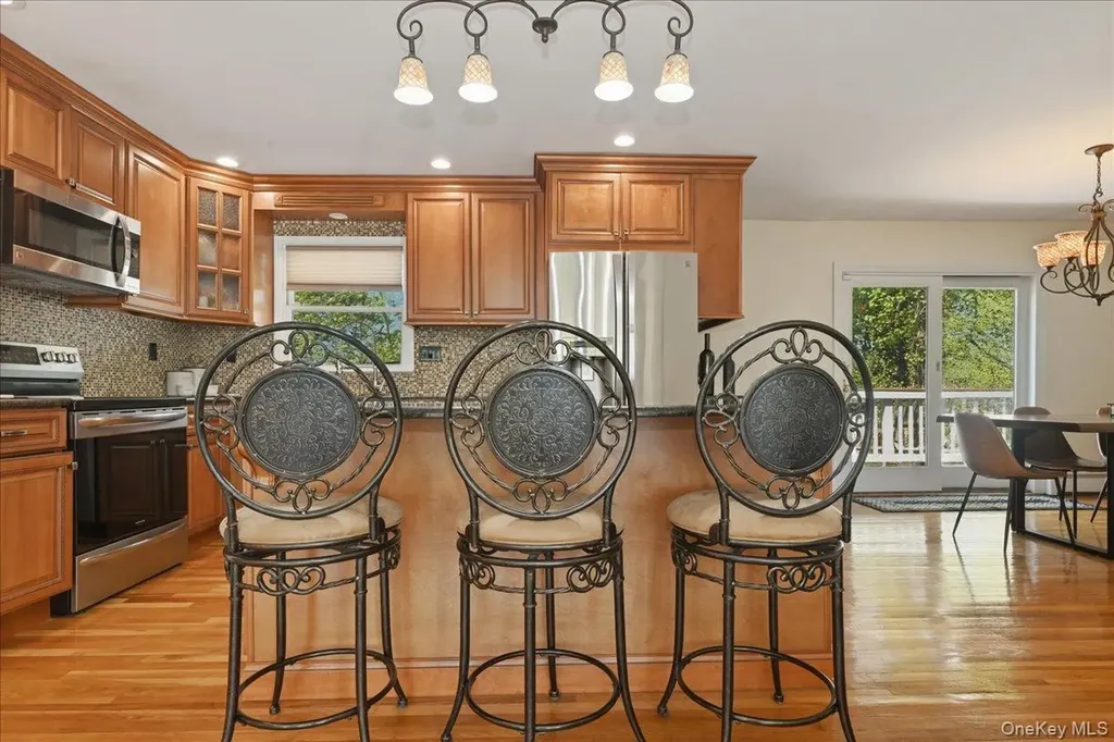 3 Layne Way Northport NY 11768