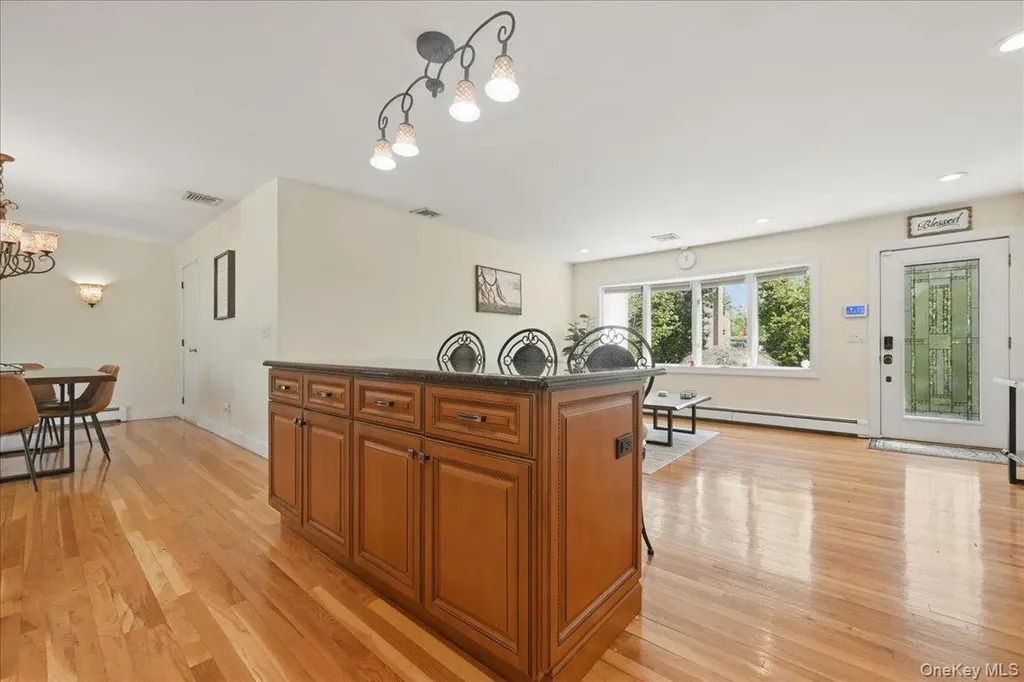 3 Layne Way Northport NY 11768