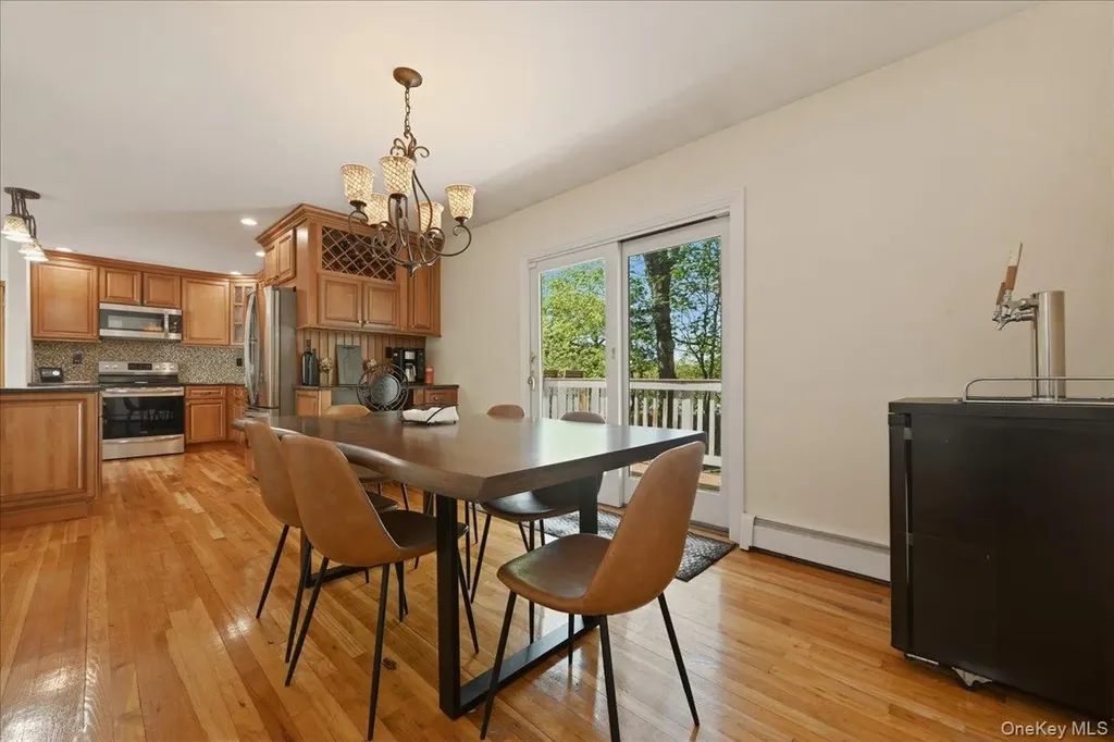 3 Layne Way Northport NY 11768