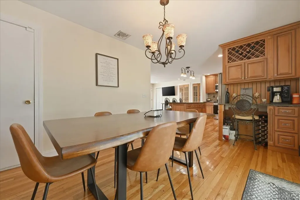 3 Layne Way Northport NY 11768