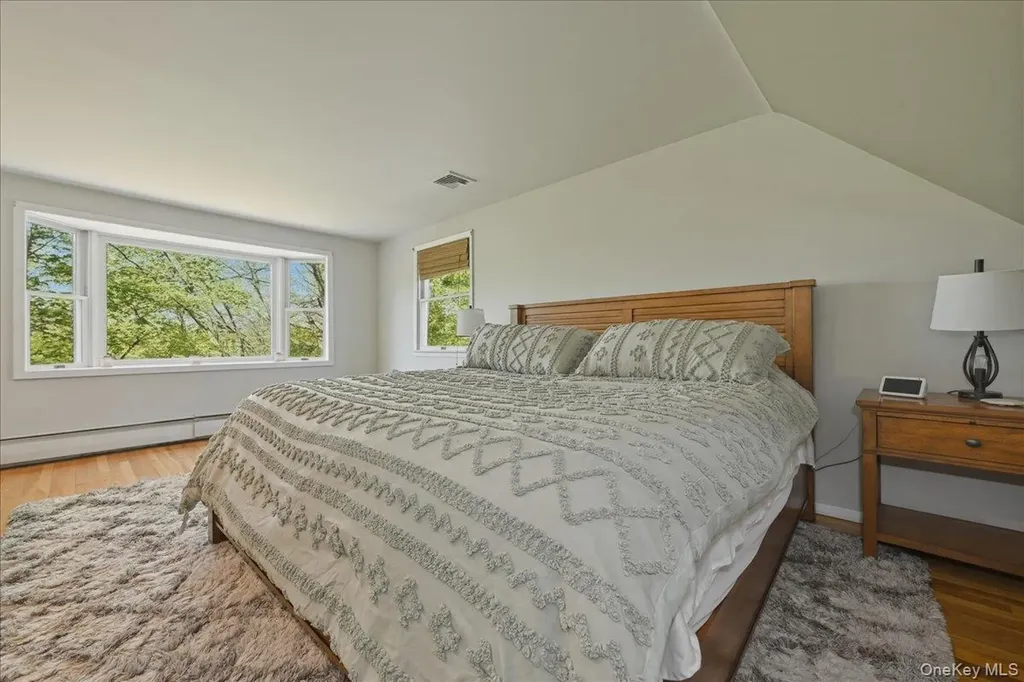 3 Layne Way Northport NY 11768