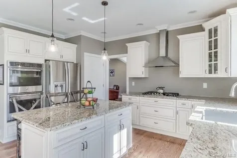 5 Fant Farm Lane Montebello NY 10901