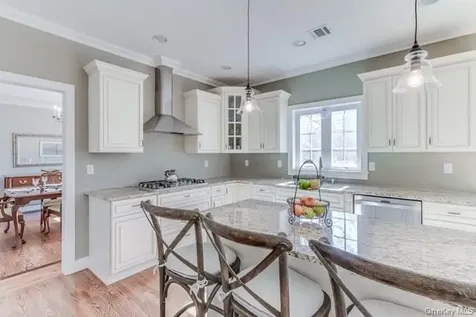 5 Fant Farm Lane Montebello NY 10901