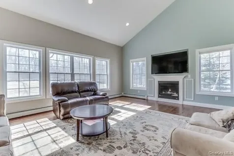 5 Fant Farm Lane Montebello NY 10901
