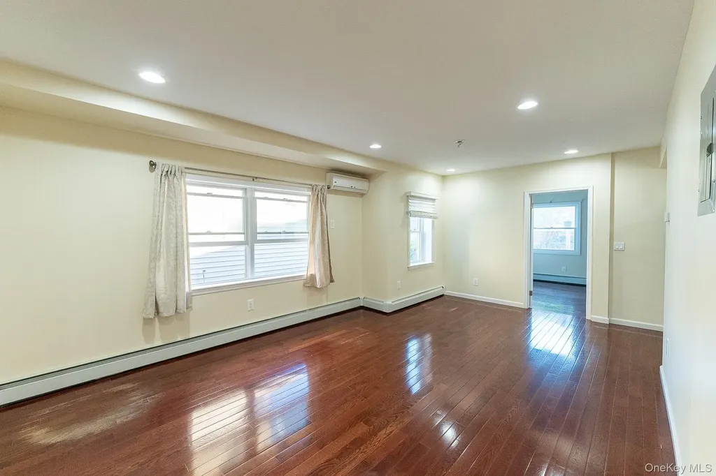 61-20 220th Street Bayside NY 11364