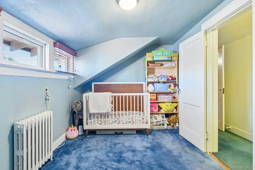 40 Hollywood Court Rockville Centre NY 11570