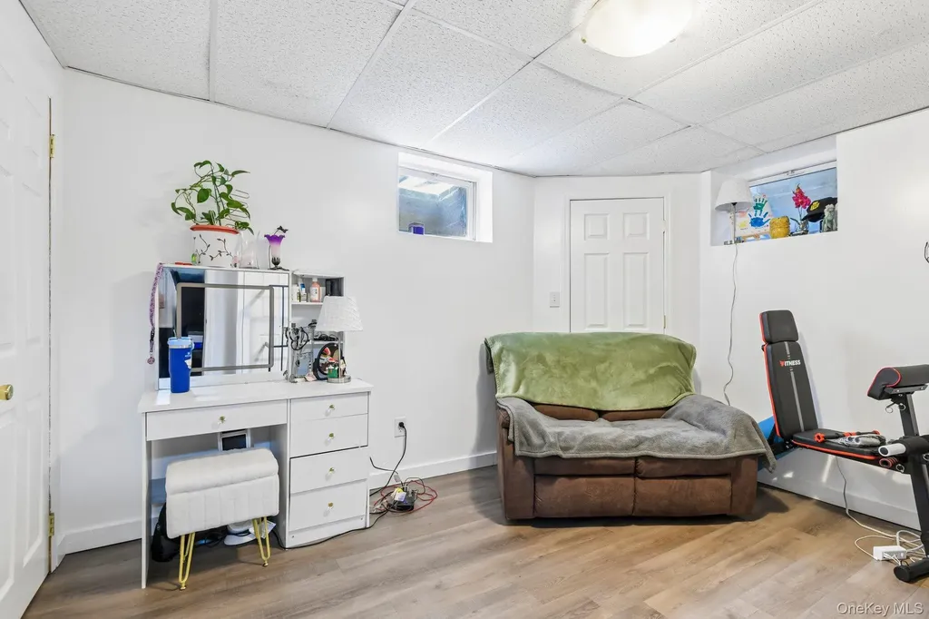 40 Hollywood Court Rockville Centre NY 11570