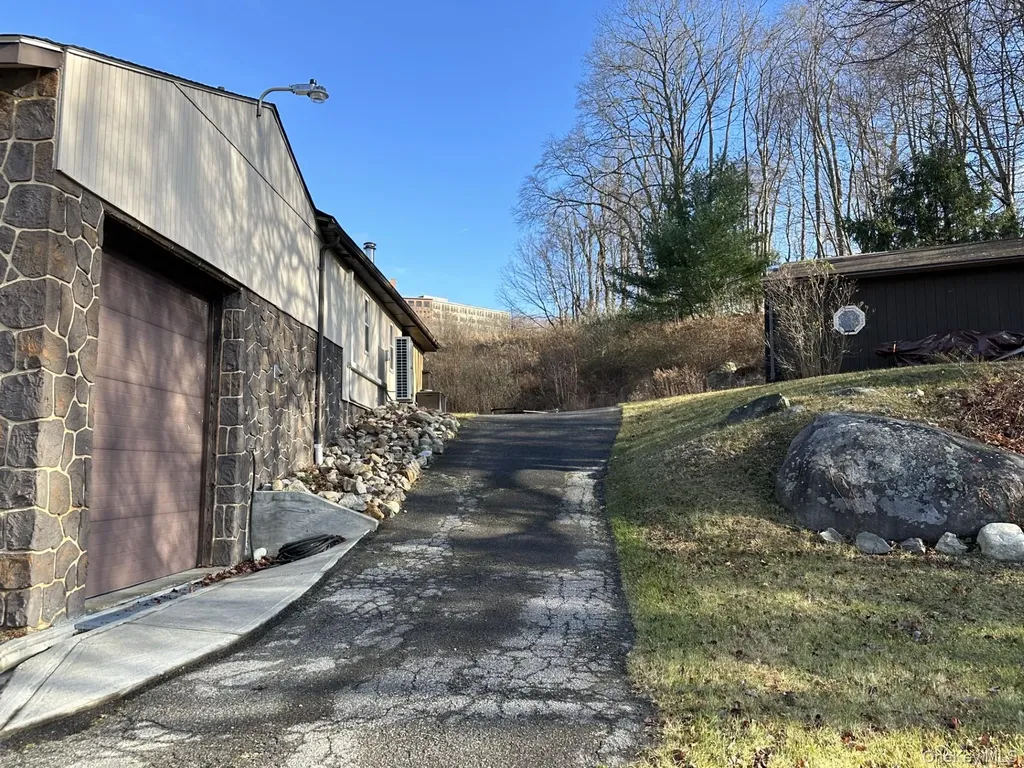 1380 Us Route 9 Garrison NY 10524