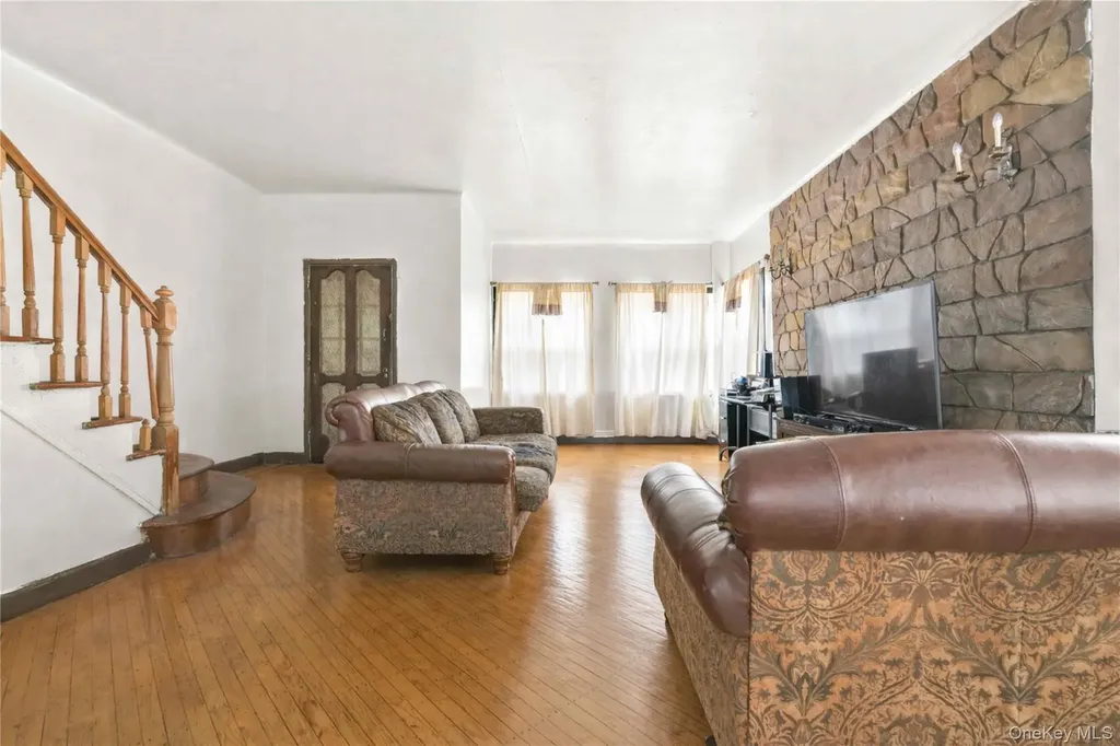 224 E 55th Street Brooklyn NY 11203