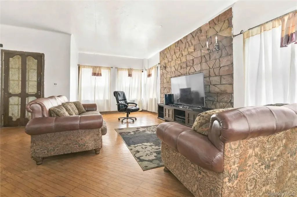 224 E 55th Street Brooklyn NY 11203