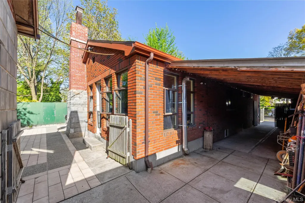 204-19 46 Road Bayside NY 11361