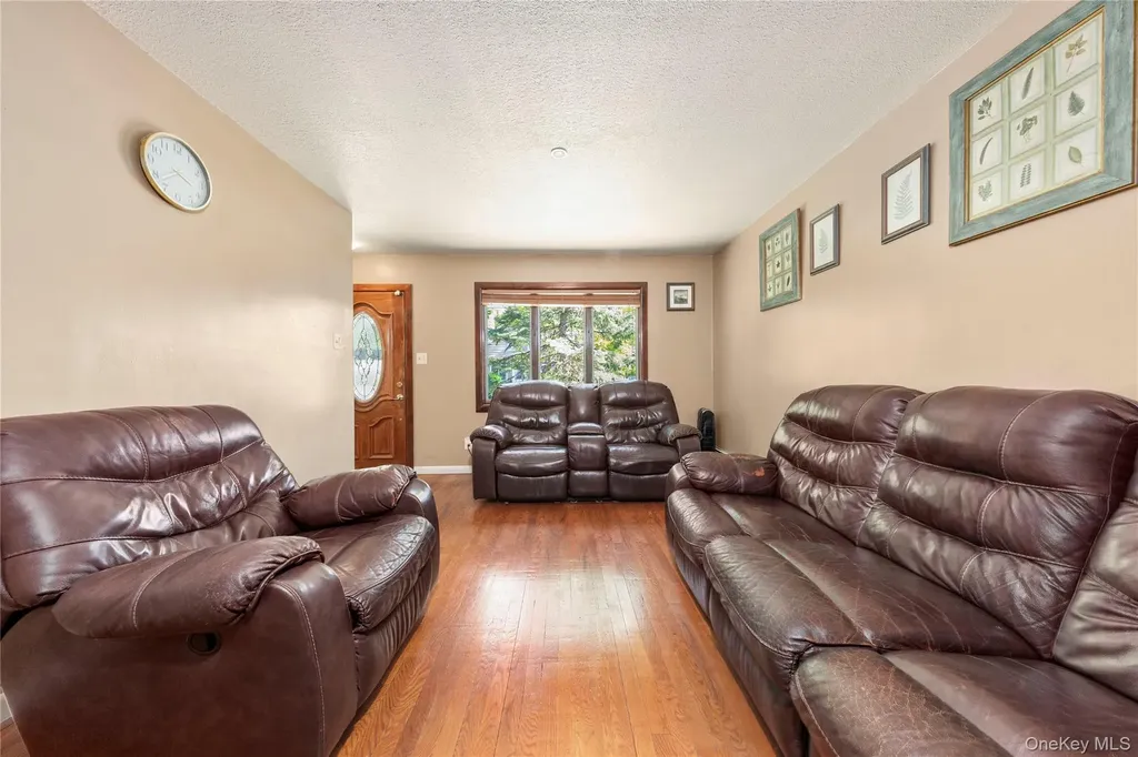 204-19 46 Road Bayside NY 11361