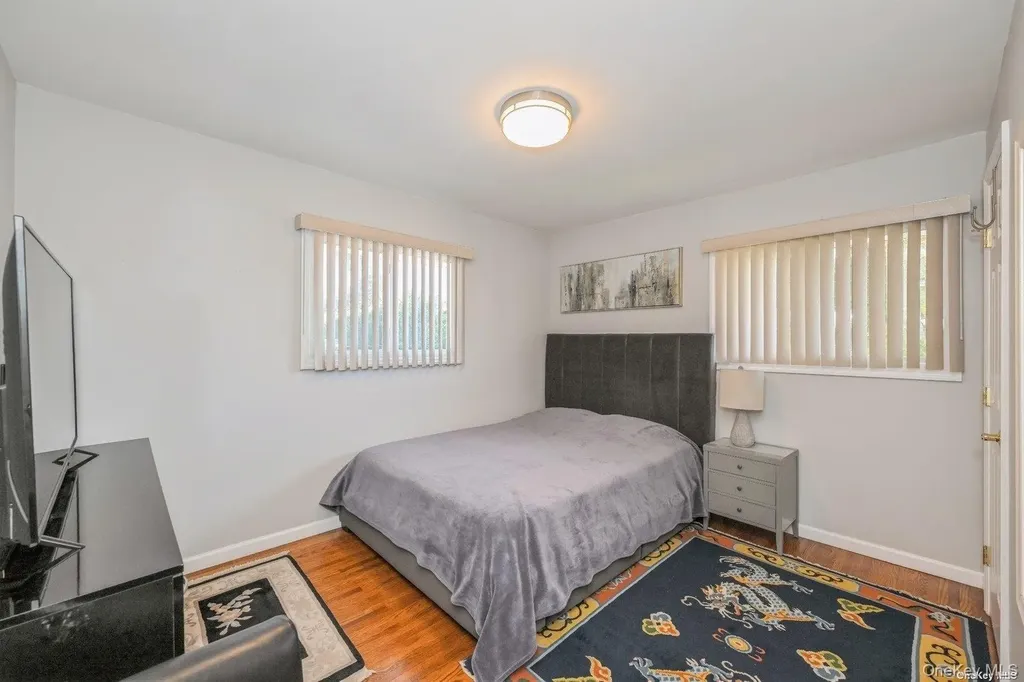 41 Eaton Road Syosset NY 11791