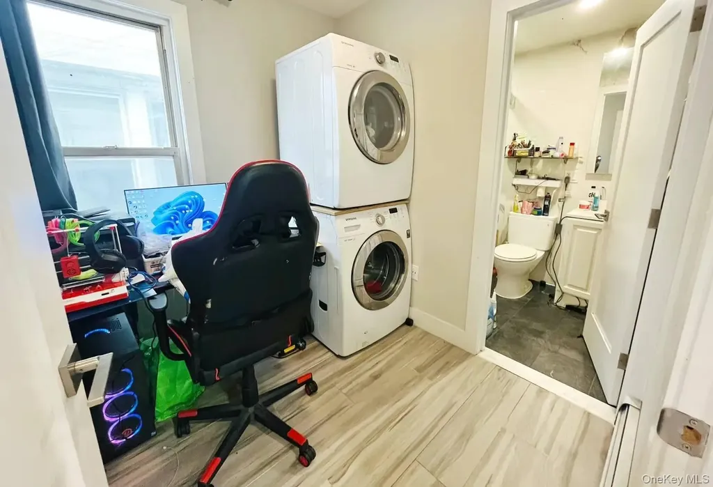 5423 153st Flushing NY 11355