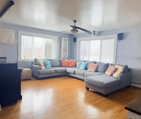 148-39 230th Place Springfield Gardens NY 11413