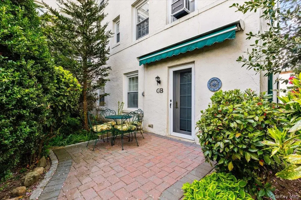 1 Brooklands Bronxville NY 10708