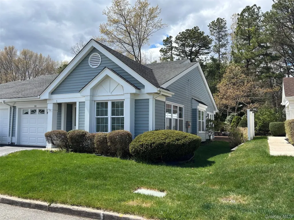 155 Glen Drive Ridge NY 11961