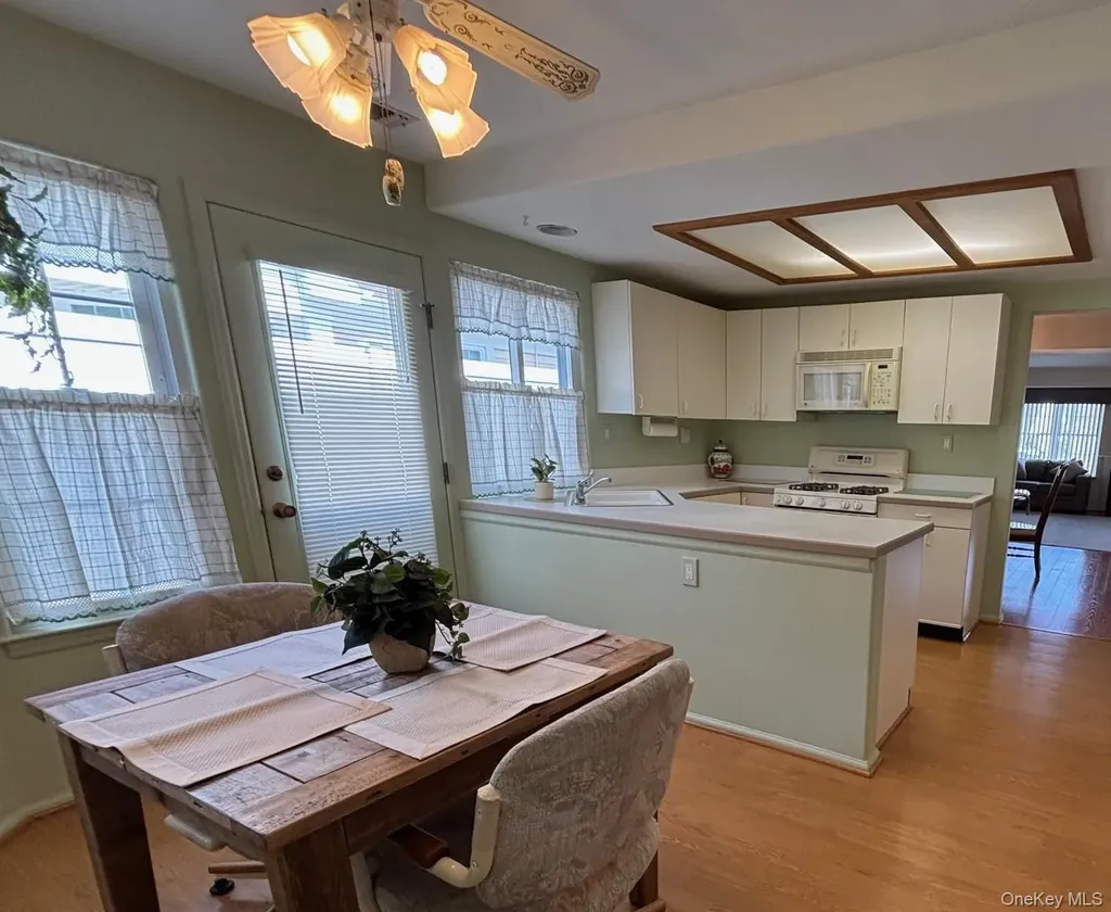 155 Glen Drive Ridge NY 11961