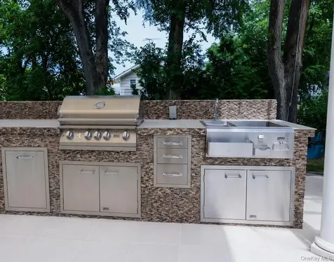 658 Shore Acres Drive Mamaroneck NY 10543