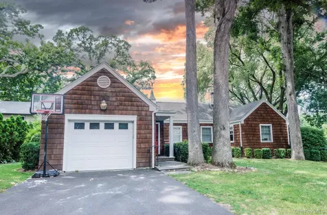 658 Shore Acres Drive Mamaroneck NY 10543