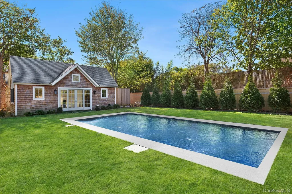 96 Miller Road Southampton NY 11968