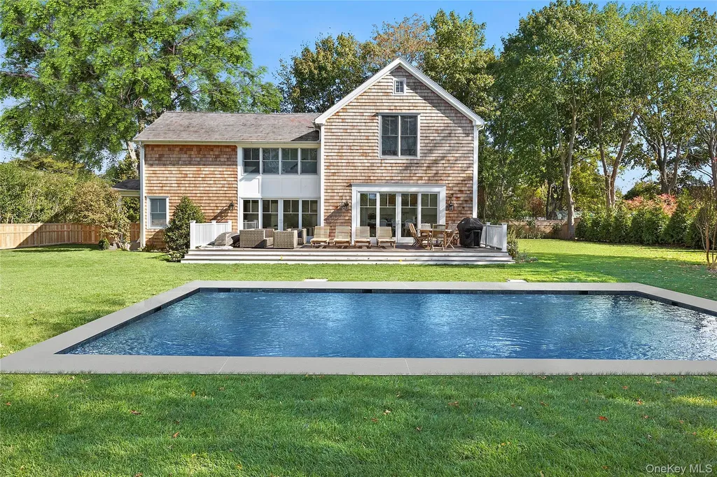 96 Miller Road Southampton NY 11968