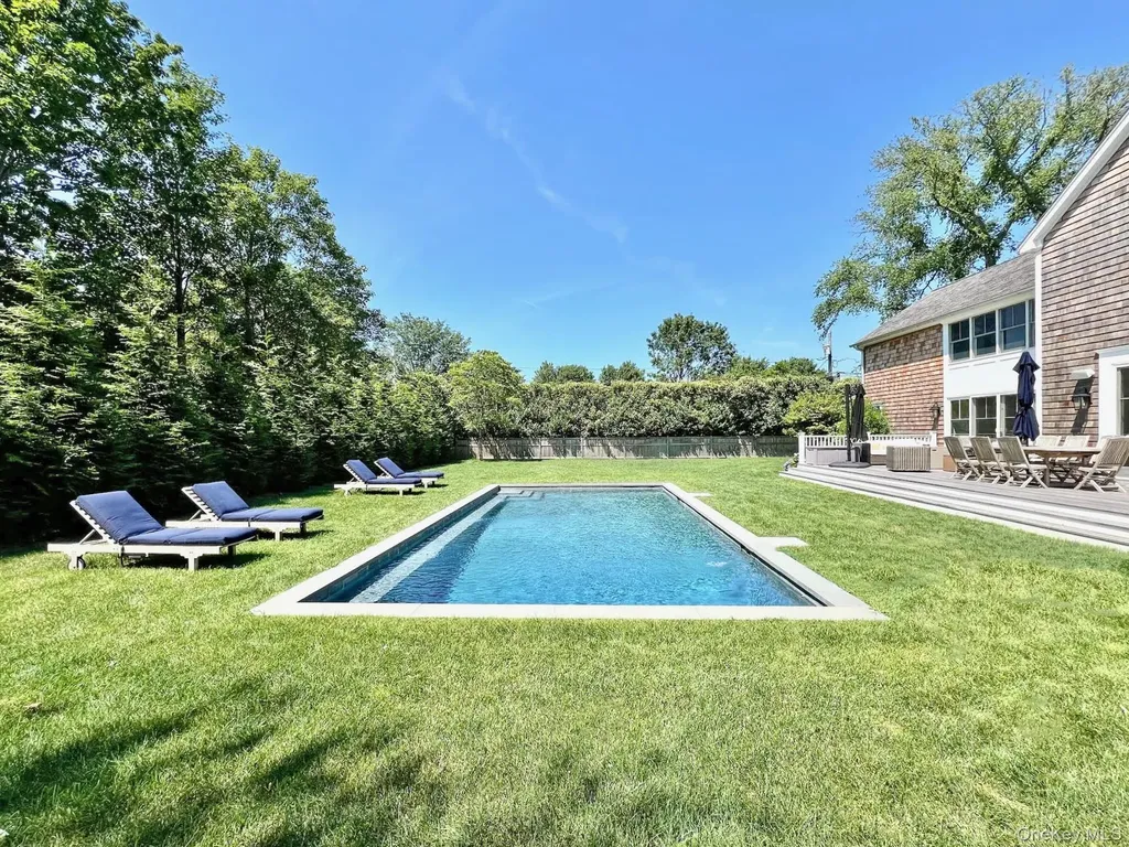96 Miller Road Southampton NY 11968