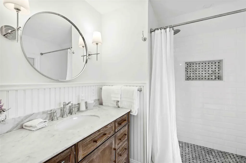96 Miller Road Southampton NY 11968