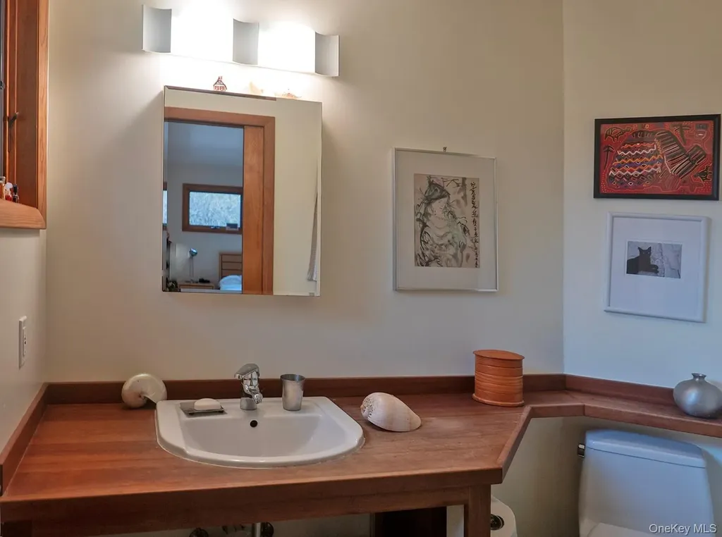 335 Miller Road Hudson NY 12534