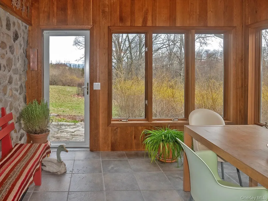 335 Miller Road Hudson NY 12534