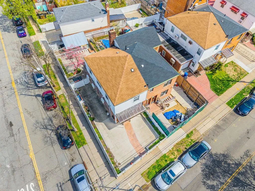 15001 Reeves Avenue Flushing NY 11367