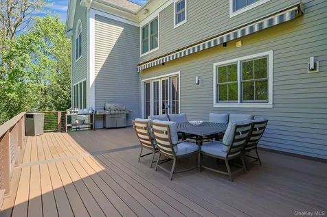 2 Emerald Woods Tarrytown NY 10591