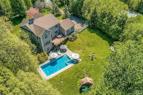 2 Emerald Woods Tarrytown NY 10591