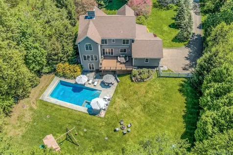 2 Emerald Woods Tarrytown NY 10591