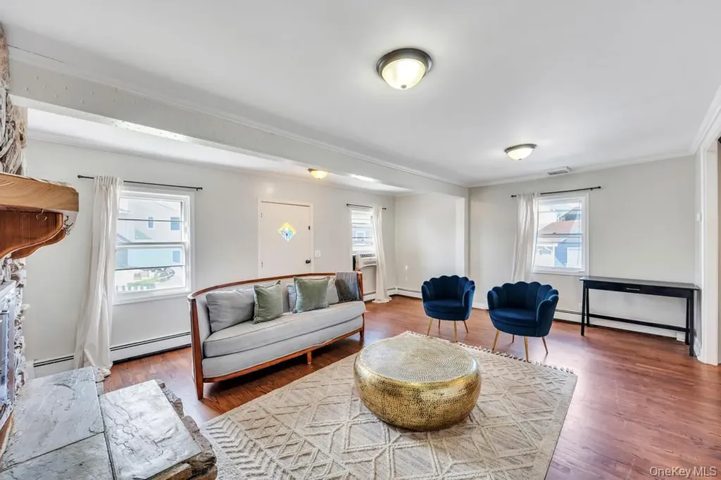 64 West Avenue Lawrence NY 11559