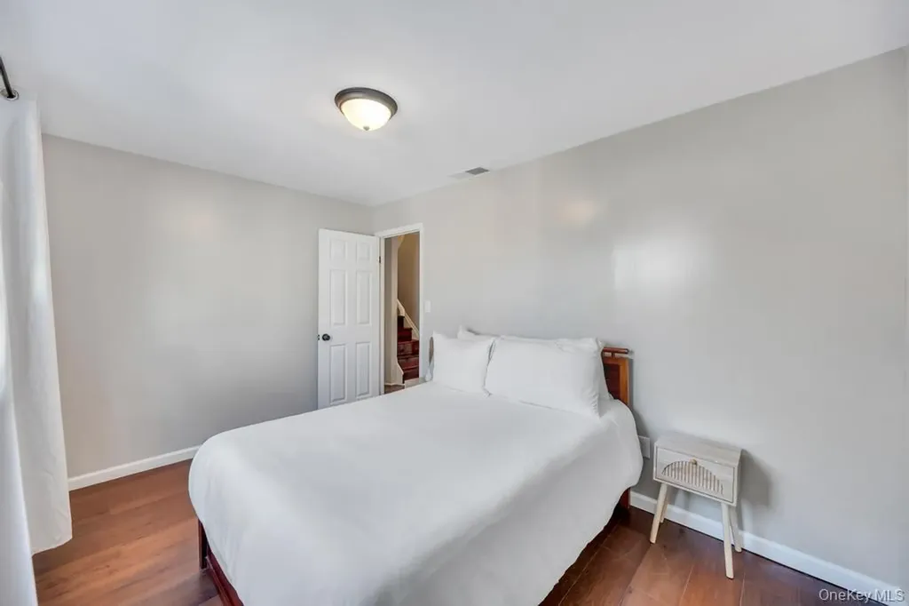 64 West Avenue Lawrence NY 11559