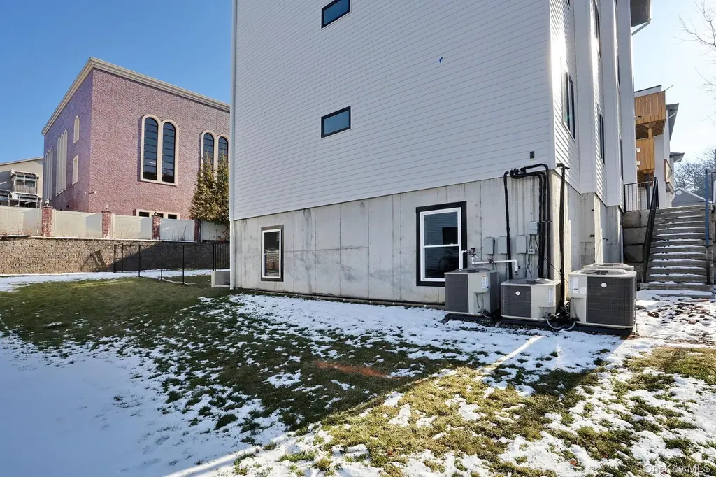 4 Howard Drive Spring Valley NY 10977