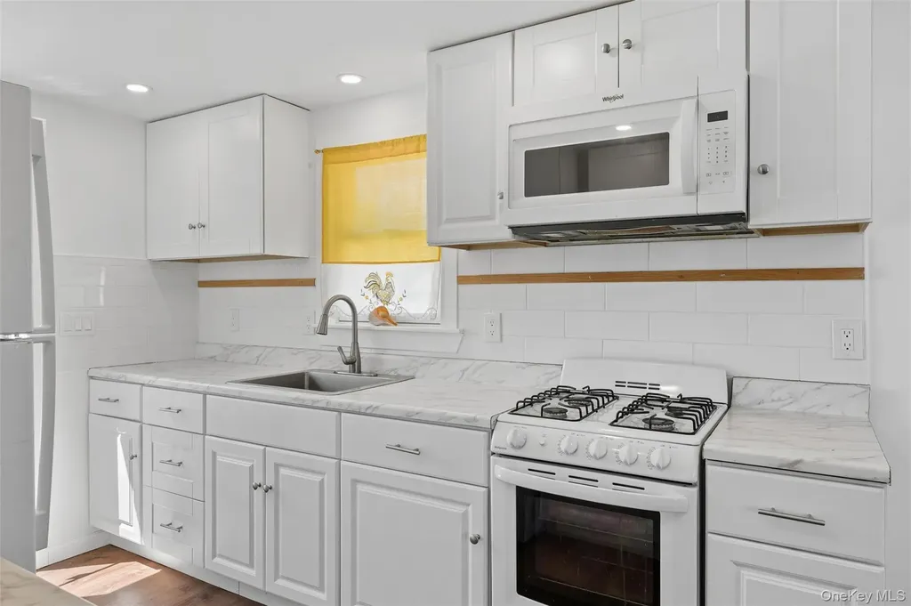 713 Harrison Avenue Riverhead NY 11901