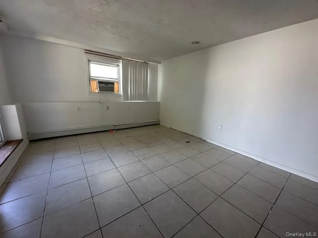 3260 Shore Road Oceanside NY 11572